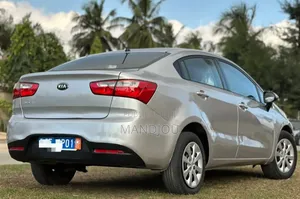Kia Rio 2014 Blanc