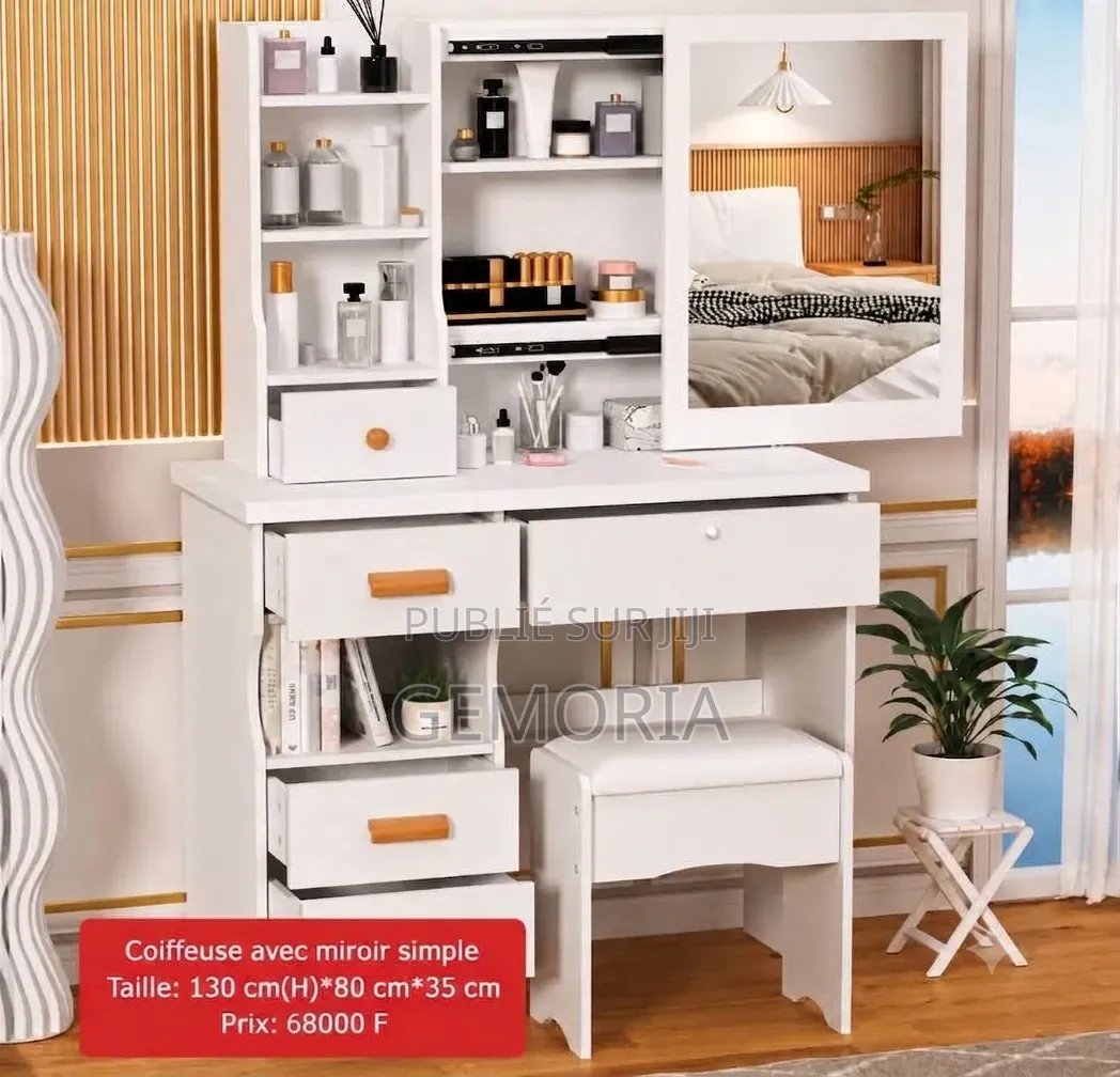 Coiffeuse Avec Miroir Simple. Livraison Gratuite