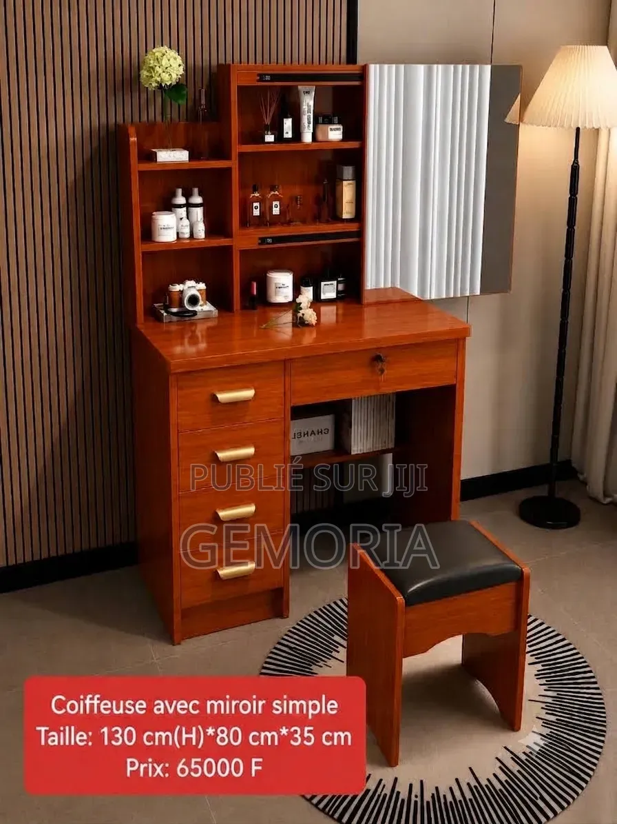 Coiffeuse Avec Miroir Simple