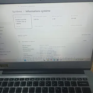 Nouveau Ordinateur portable Acer Swift 8GB Intel Core i7 SSD 256GB