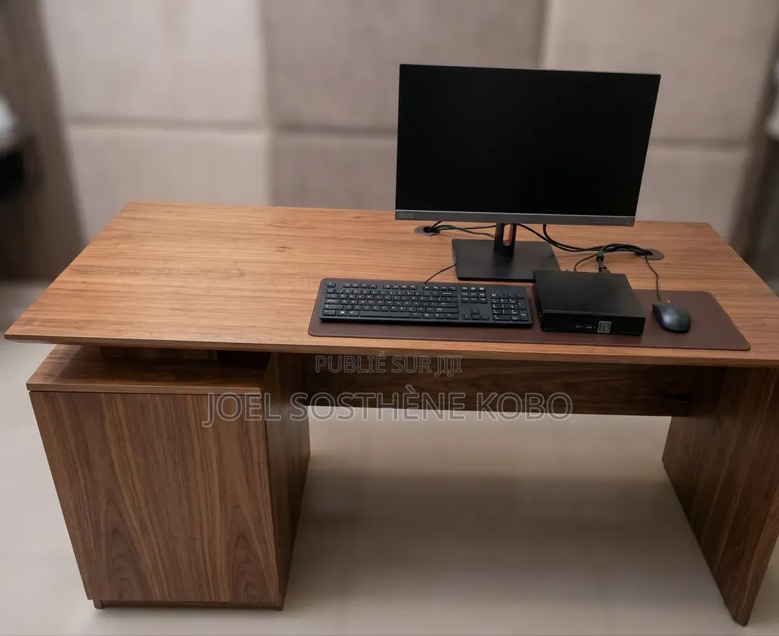 Ordinateur de bureau Lenovo ThinkCentre 24 8GB Intel Core i3 SSD 128GB