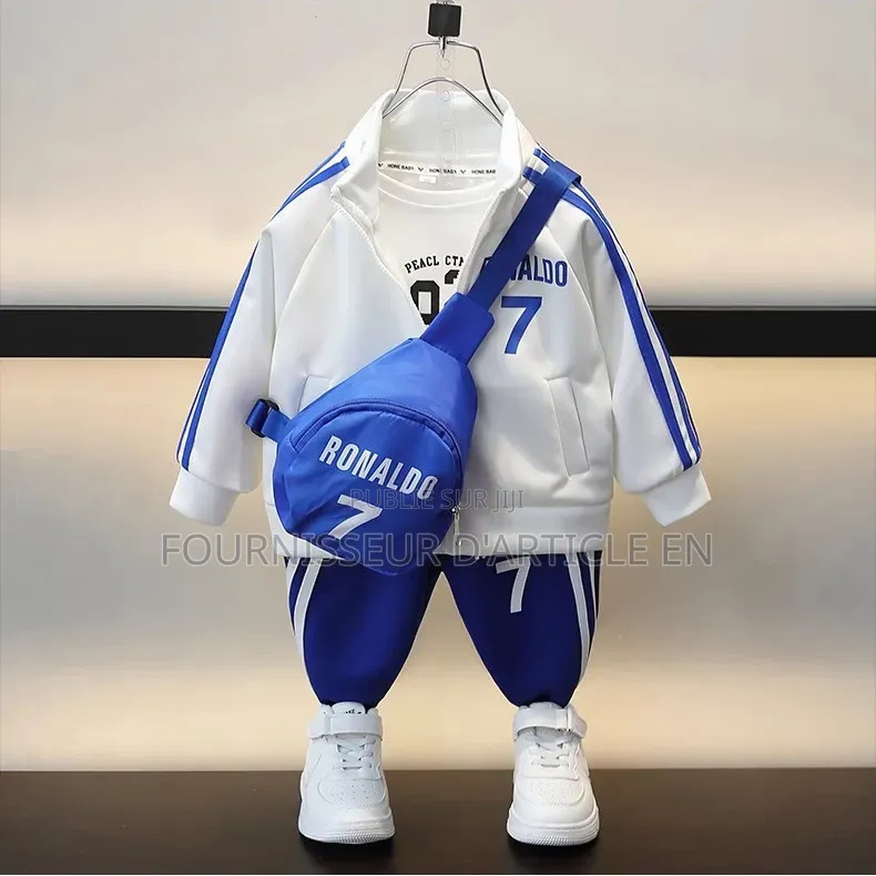 Ensemble Maillot Pour Garçon.