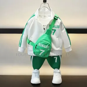 Ensemble Maillot Pour Garçon.