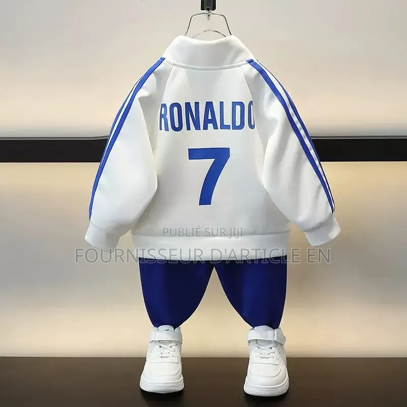 Ensemble Maillot Pour Garçon.