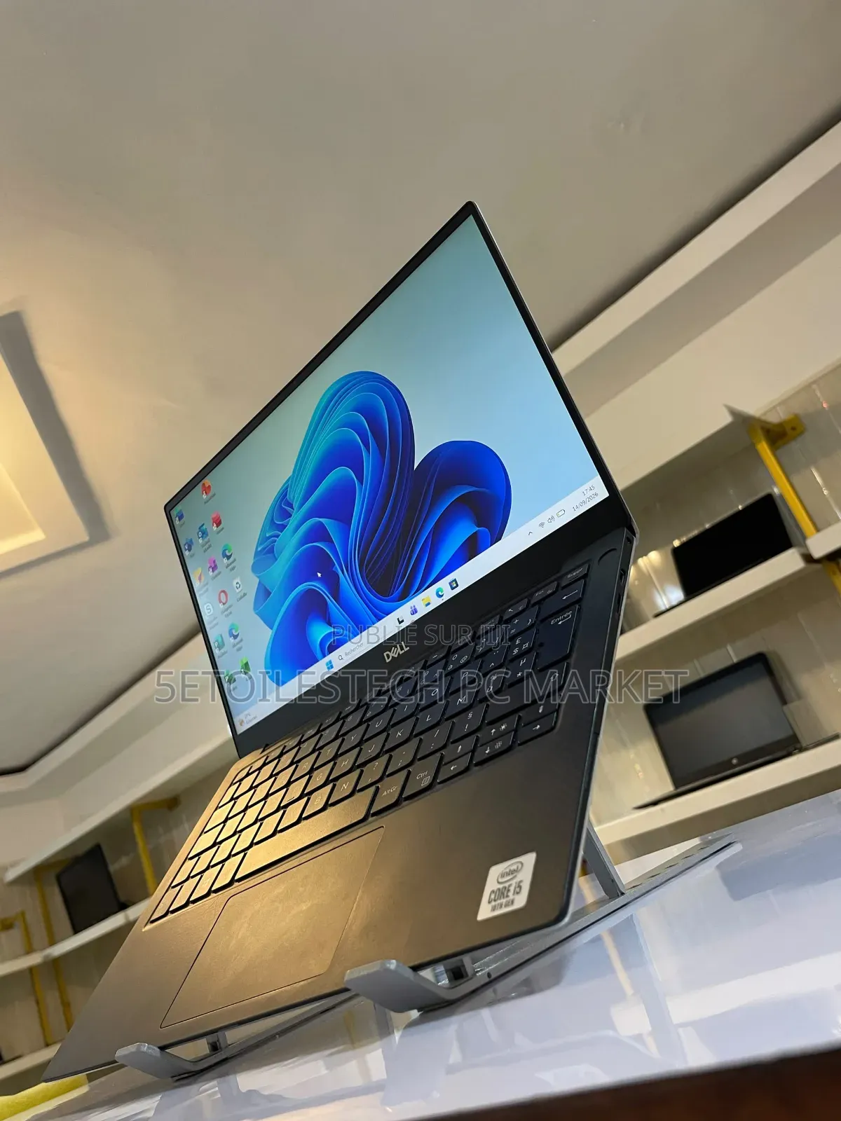 Nouveau Ordinateur portable Dell XPS 13 8GB Intel Core i5 SSD 256GB