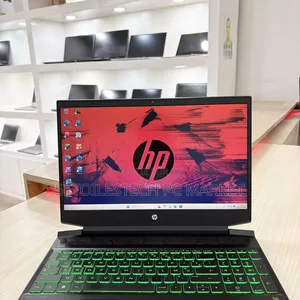 Nouveau HP Pavilion Gaming Laptop 15-dk2xxx 16GB AMD Ryzen 5 SSD 500GB
