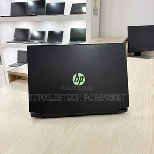 Nouveau HP Pavilion Gaming Laptop 15-dk2xxx 16GB AMD Ryzen 5 SSD 500GB