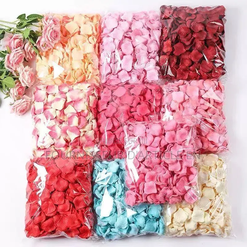 Pétales De Roses Artificielles Pour Mariages.