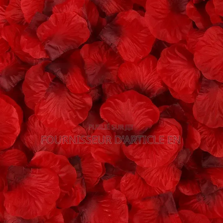 Pétales De Roses Artificielles Pour Mariages.