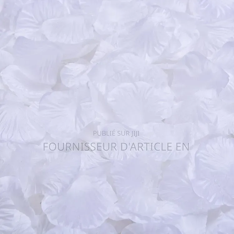 Pétales De Roses Artificielles Pour Mariages.