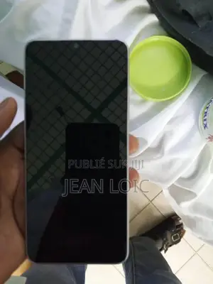 Téléphone À Vendre