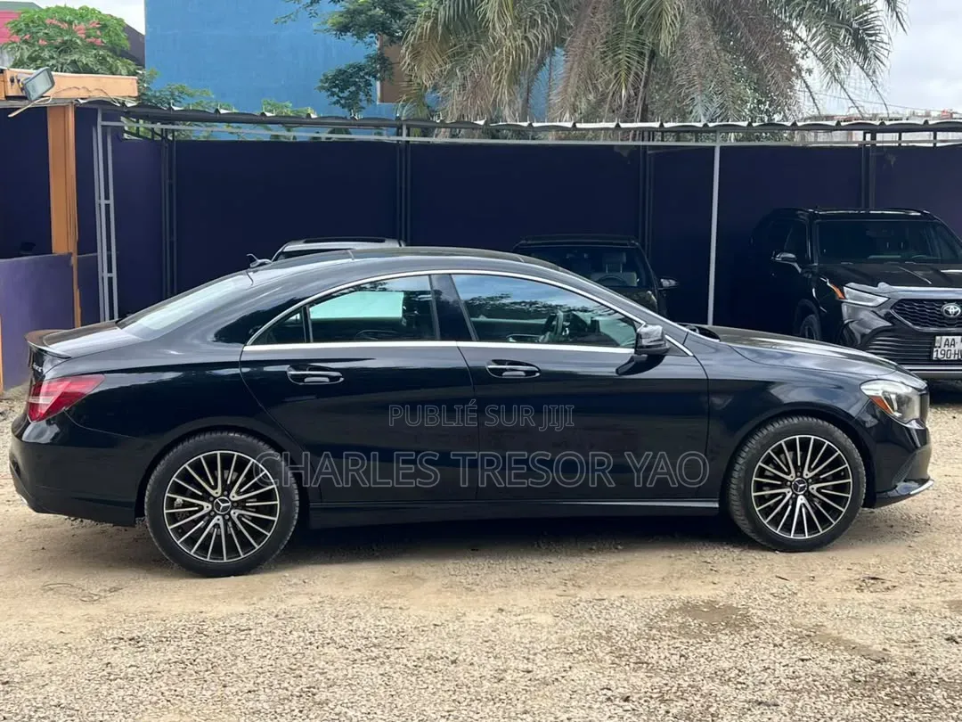 Mercedes-Benz CLA-Class CLA 250 4MATIC Sedan 2018 Noir