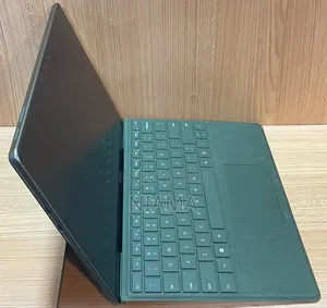 Nouveau Microsoft Surface Pro 9 16GB Intel Core i7 SSD 512GB